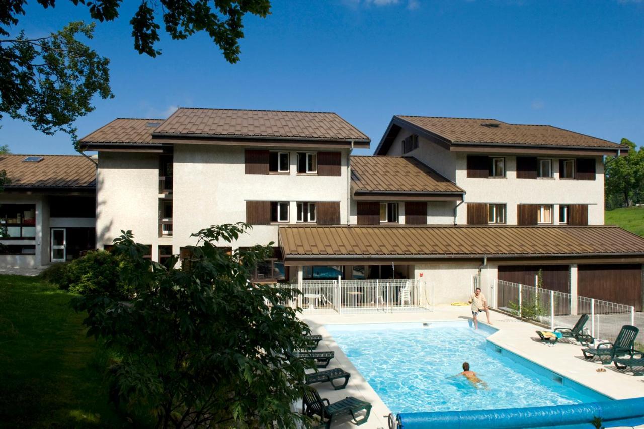 Village De Vacances Les Chevreuils Bellefontaine (Jura) Exterior photo